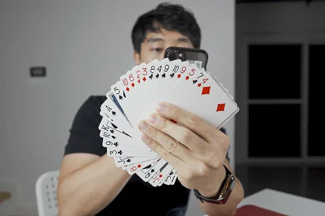 

2020 Photo-Op By Patrick Kun - Magic Tricks