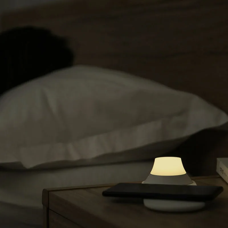 Беспроводное зарядное устройство Xiaomi Yeelight, светодиодный Ночной светильник, магнитная притяжение, быстрая зарядка, красочные Люмены для iPhone, для samsung Xiomi