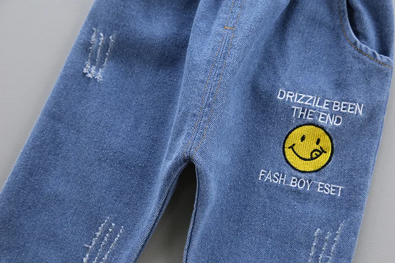 11555379197_1034569010