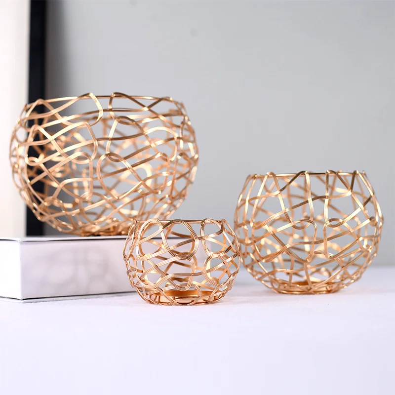 

3Pcs Romantic Geometric Iron Golden Candlestick Wall Desktop Hand-woven Mesh Candle Holder for Wedding Gift Home Decoration