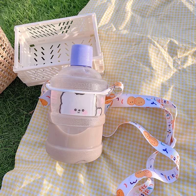 Kawaii 630ml Bear Bucket Plastic Water Bottle Creative Cute Shaker Sport Gourd Milk Cartoon Drinking Cups For Girls Children Blue