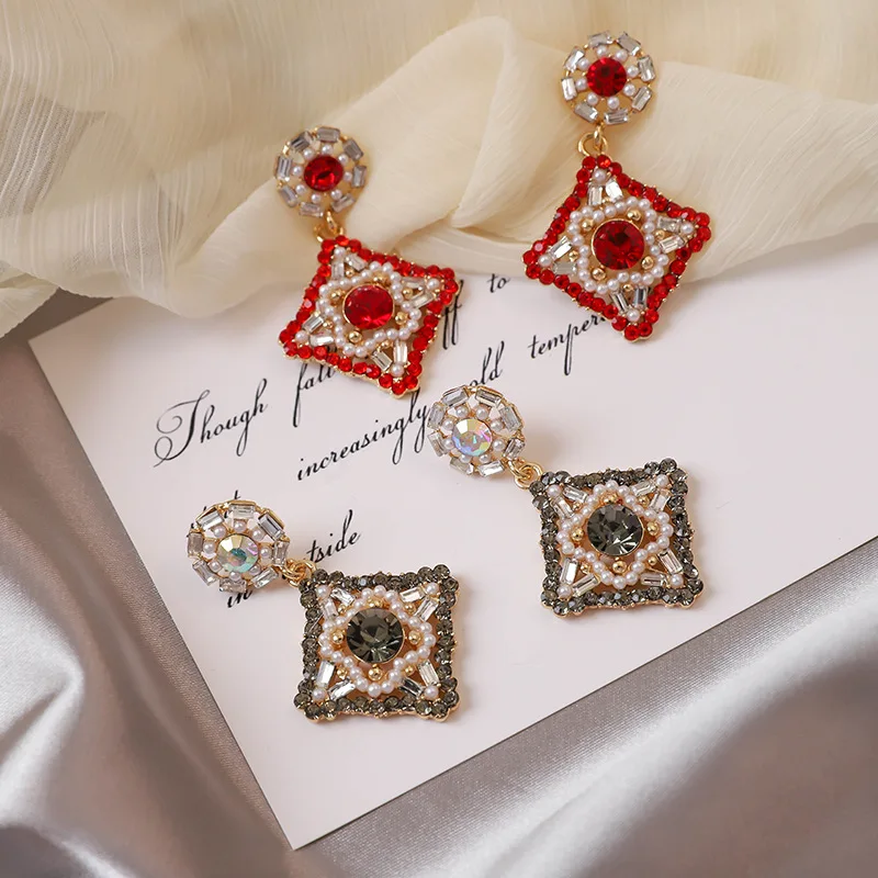 

2019 New European and American Geometric statement Vintage Stud Earrings Exaggerated Prevent Allergy exquisite Square Earrings