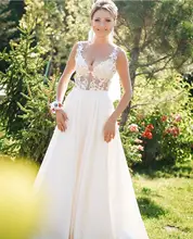 

Wedding Dress 2021 Princess A-Line V-Neck Tank Lace Appliques Illusion Tulle Floor Length Sweep Train Charming Bridal Gown