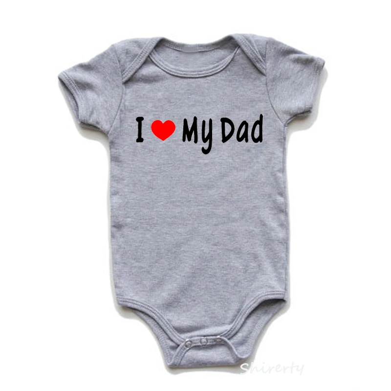 I Love My Dad/Mom, летний детский комбинезон с принтом для маленьких мальчиков и девочек, хлопковые Боди унисекс, Одежда для новорожденных, комбинезон, наряды