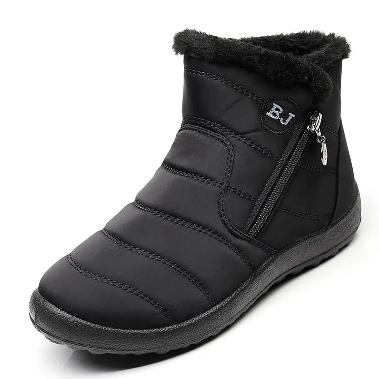 11227444708_1992338671