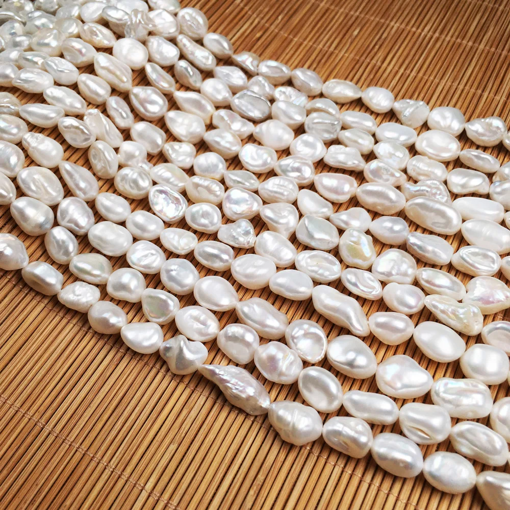 Ostras Cultivadas De Agua Dulce Con Perlas En El