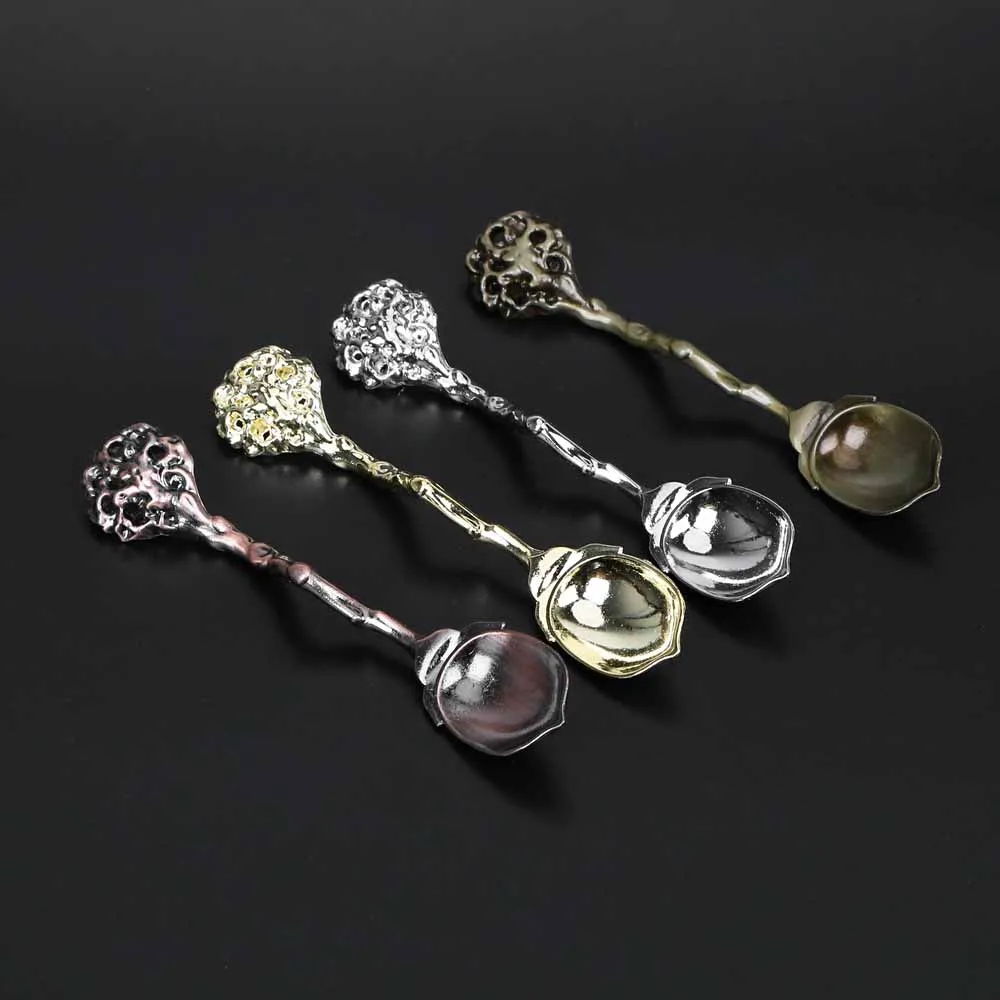 Royal Style Flatware Table Decoration Alloy Vintage Carved Small Coffee Spoon Dessert Spoon Creative