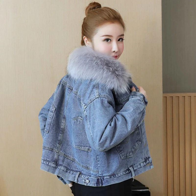 

Womens Jackets And Coats 2019 Winter Warm Fur Collar Jeans Coats Single Breasted Long Sleeve Plus Velvet Denim Jacket Outerwear