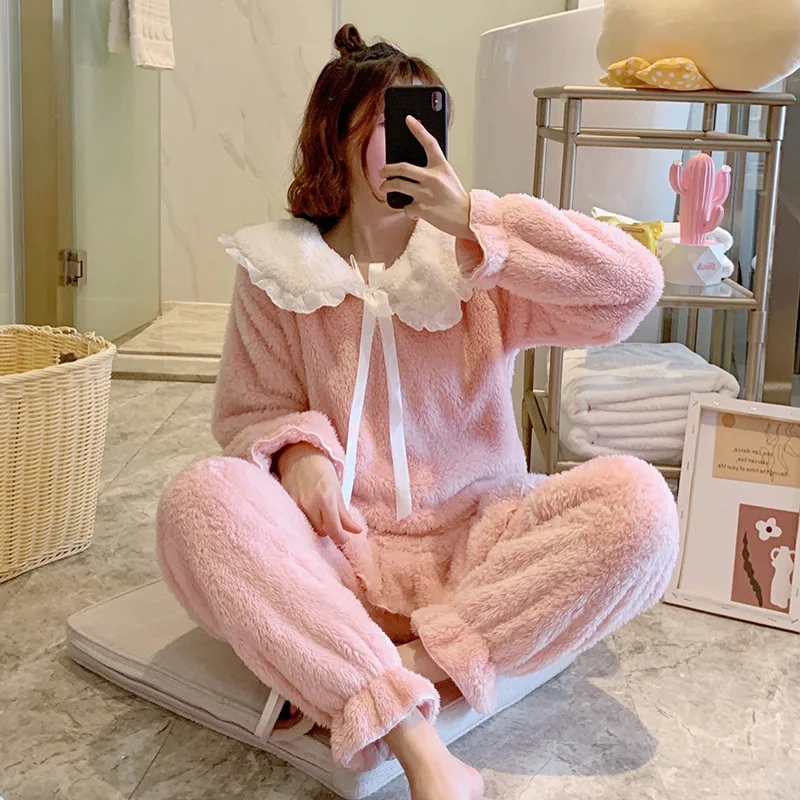 

Women Winter Thick Flannel Warm Pajamas Set Cute Princess Style 2 Piece Set Korean Sweet Coral Fleece Femme Home Service Pijama
