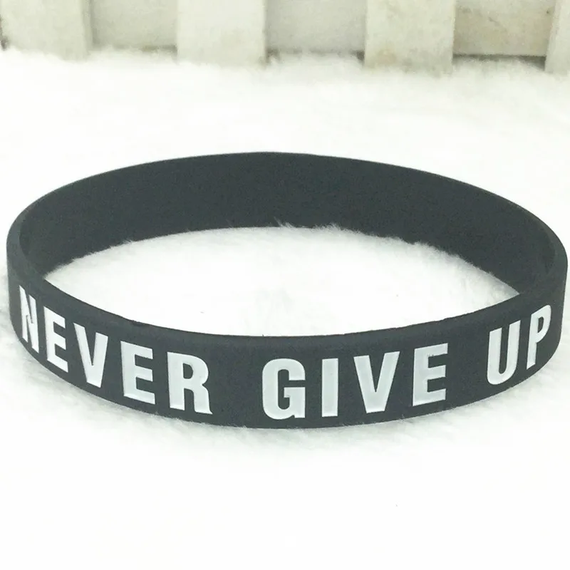 "The Road to Dreams" "Never Give Up" Inspirational Inspirational Silicone Rubber Bracelet Elastic Band Bracelet Gift