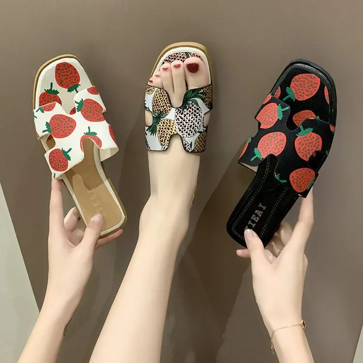 

2019 Summer New Style Strawberry Pineapple Printed H Type Sandals Women's Outer Wear Flat Heel Flat Slippers