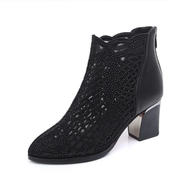 

2019 new spring and autumn women's hollow net boots leather high-heeled pointed women's boots thick with short tube Martin boots