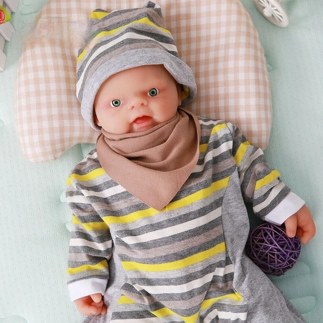 Bebê Reborn Boneca Realista Larinha 46cm com Acessórios