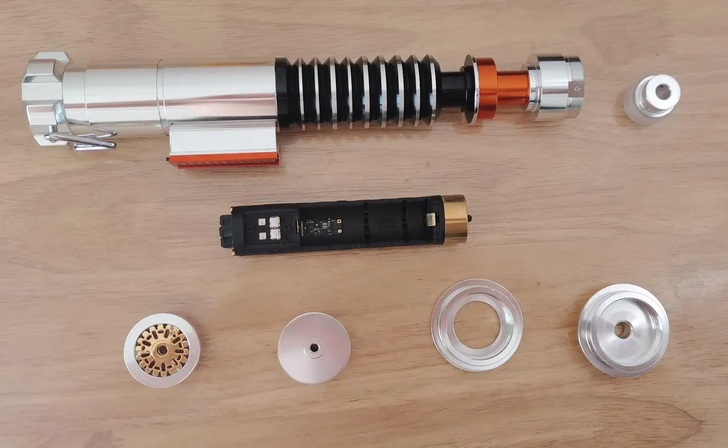 ネット卸売り サーベルルークヒーローロトジ ノベルティ ピクセルライトセーバー Proffie V2 2チップ Os5 9 スムーススイング スピーカー ビッグサウンド ネームプレートホルダー 特価イラスト Agroconserg Achic Com Pe