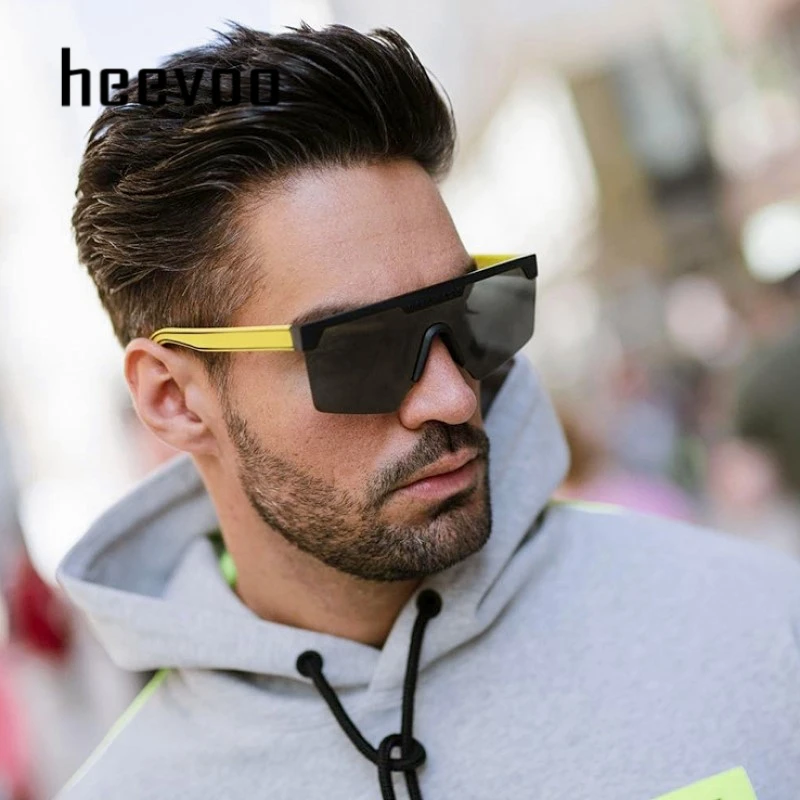 

Oversized Sunglasses Women Big Frame Square Flat Top Rivet Gradient Lens Sun Glasses Female Men Vintage Mirror Shades UV400