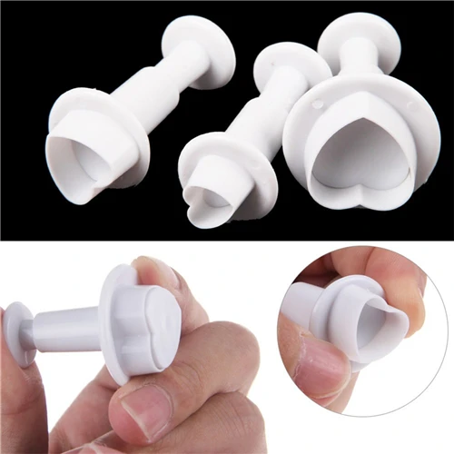 3pcs-Love-Heart-Shape-Cookie-Plunger-Cutter-Fondant-Gum-Paste-Cupcake-Toppers-Mold-Biscuit-Christmas-Cake (1)