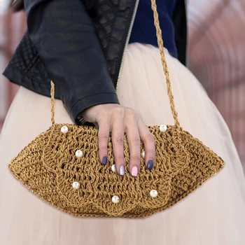 

Handmade Woven Shoulder Bag Women Rattan Straw Pearl Beach Messenger Bags