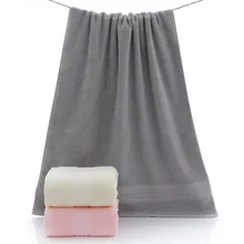 Однотонное хлопковое мягкое плотное очень большое банное полотенце настраиваемое письмо вышитое логотип темно-цветные подарочные наборы производители W