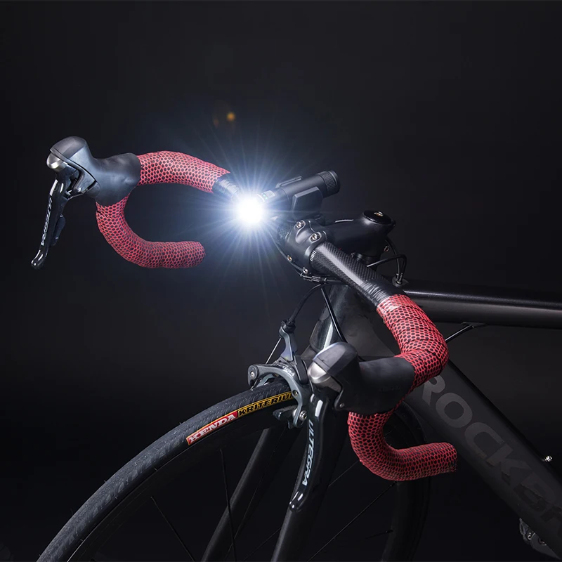 ROCKBROS светодиодный фонарь светильник велосипед хвост светильник 700 люмен Кемпинг Фонарь велосипедный головной светильник Цикл MTB флэш светильник спереди/сзади Велосипедные фары