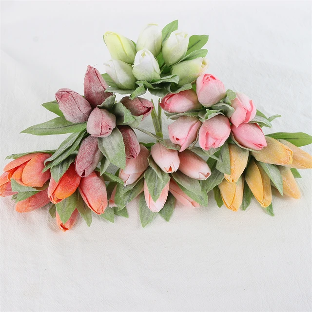 35 cm 10 pezzi fiore di tulipano Bouquet di tulipani artificiali schiuma di  PE fiore finto per la decorazione della cerimonia nuziale decorazione del  Bouquet da giardino di casa - AliExpress