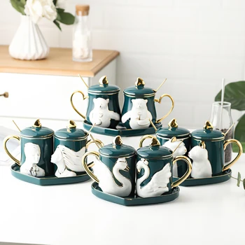 

Ceramic Mug Gift Box 1Pair Gold Green Red Relief Wedding Couple Cup Heart-shaped Tray Home Kitchen Bar Decoration Drinkware