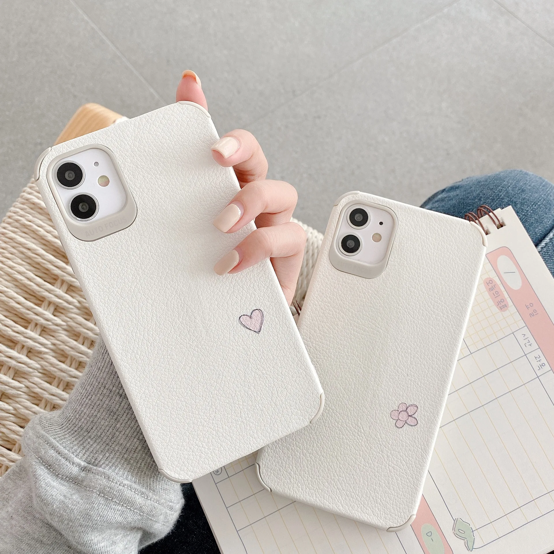 

Retro sweet sakura leather art japanese Phone Case For iPhone 12 Pro Max 11 Pro Xr Xs Max X 7 8 Plus 7Plus case Cute Soft cover
