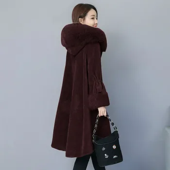 

2019 winter new fashion sheep sheared coat female long section fox fur one ladies windbreaker