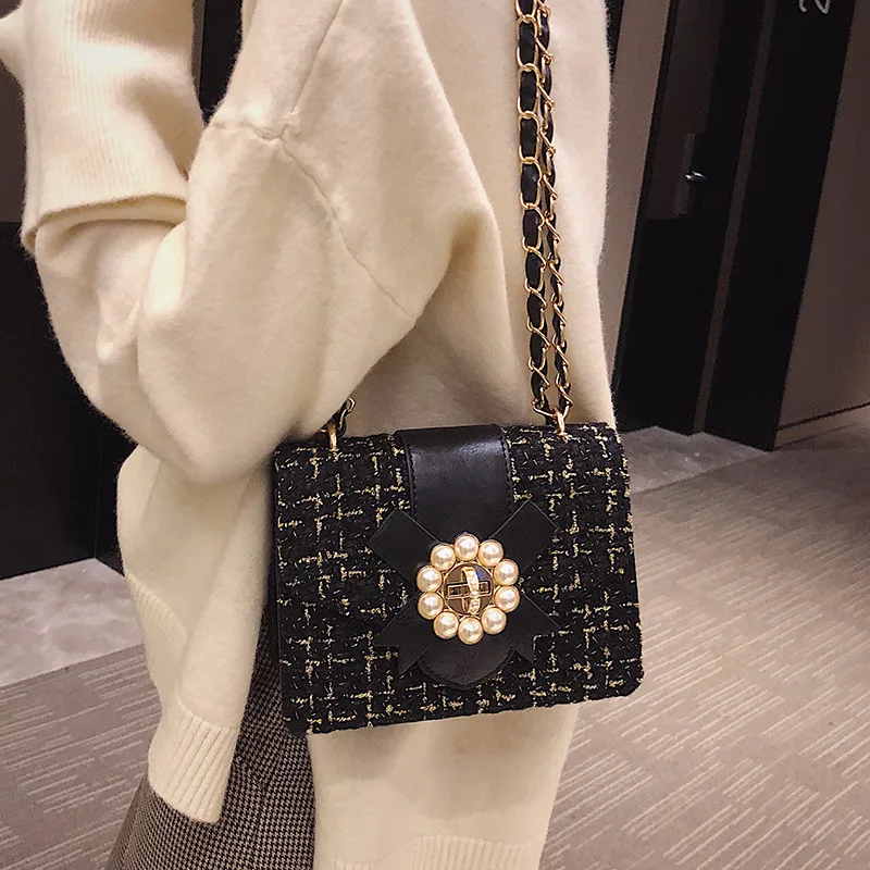 

Personality small bag female new flower small square bag chain wild single shoulder Messenger bag black female bag shopping bag