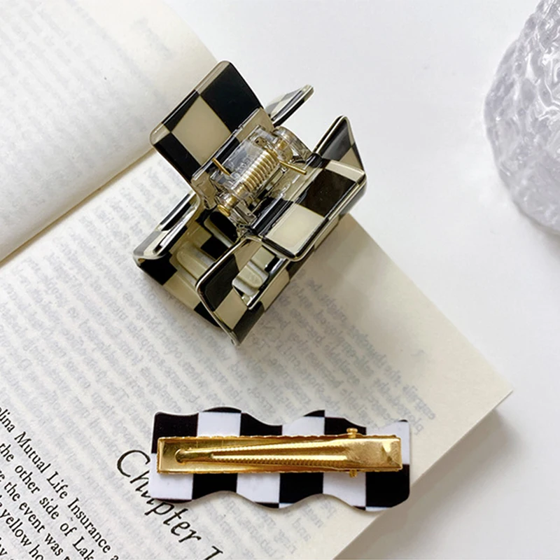 Hair Accessories New Fashion Girl Sweet Acrylic Square Hair Clip Color Grid Claw For Women Exquisit Shark Clips