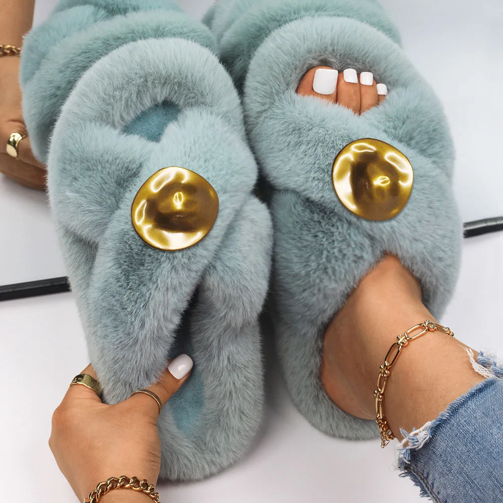 Women's Slippers Shoes Fluffy Flip Flops Luxury Designer Metal Furry Slides Fashion Platform Sandals Outdoor Slippers 2022 New
