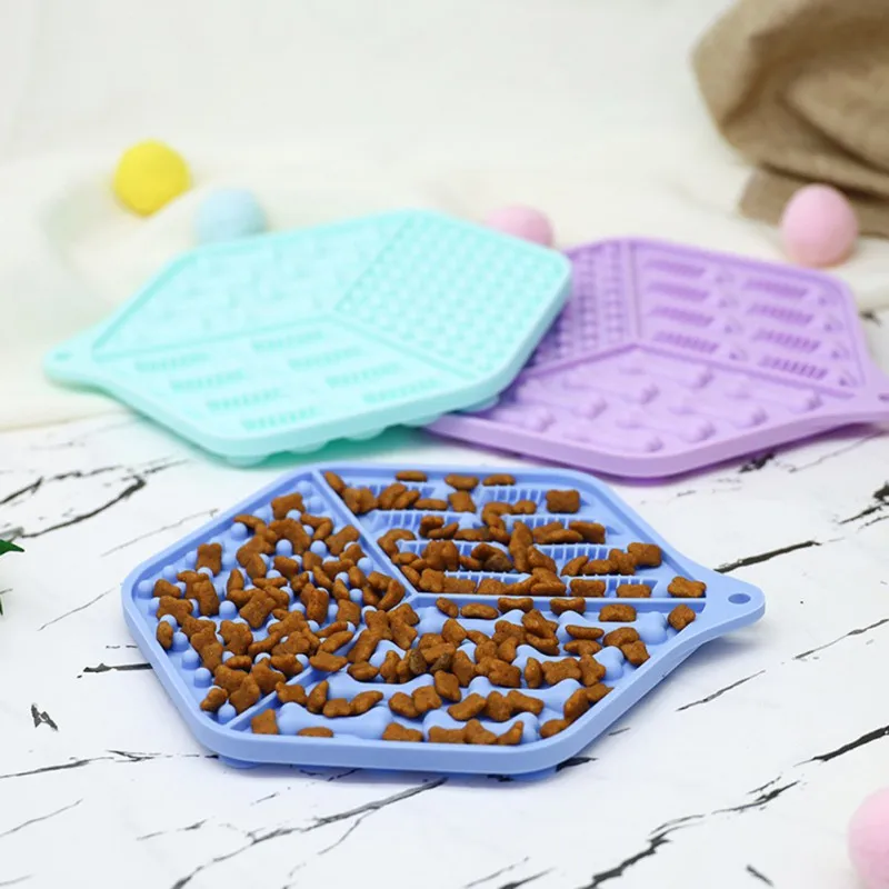 

Silicone Mat For Dogs Cats Anxiety Reduction Slow Food Plate New Pet Puppy Feeder Dish Pad Perfect For Yogurt Or Peanut Feeding