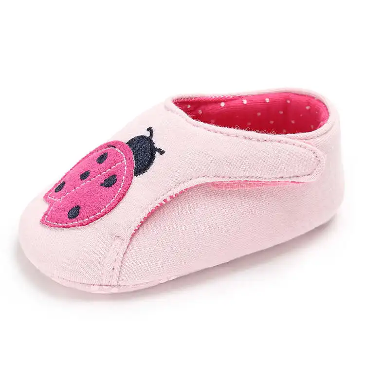 Обувь для новорожденных; милая детская обувь для маленьких девочек и мальчиков; принт с животными; мягкая хлопковая обувь; легко надевается и снимается; обувь для малышей; мокасины для маленьких девочек - Цвет: Розовый