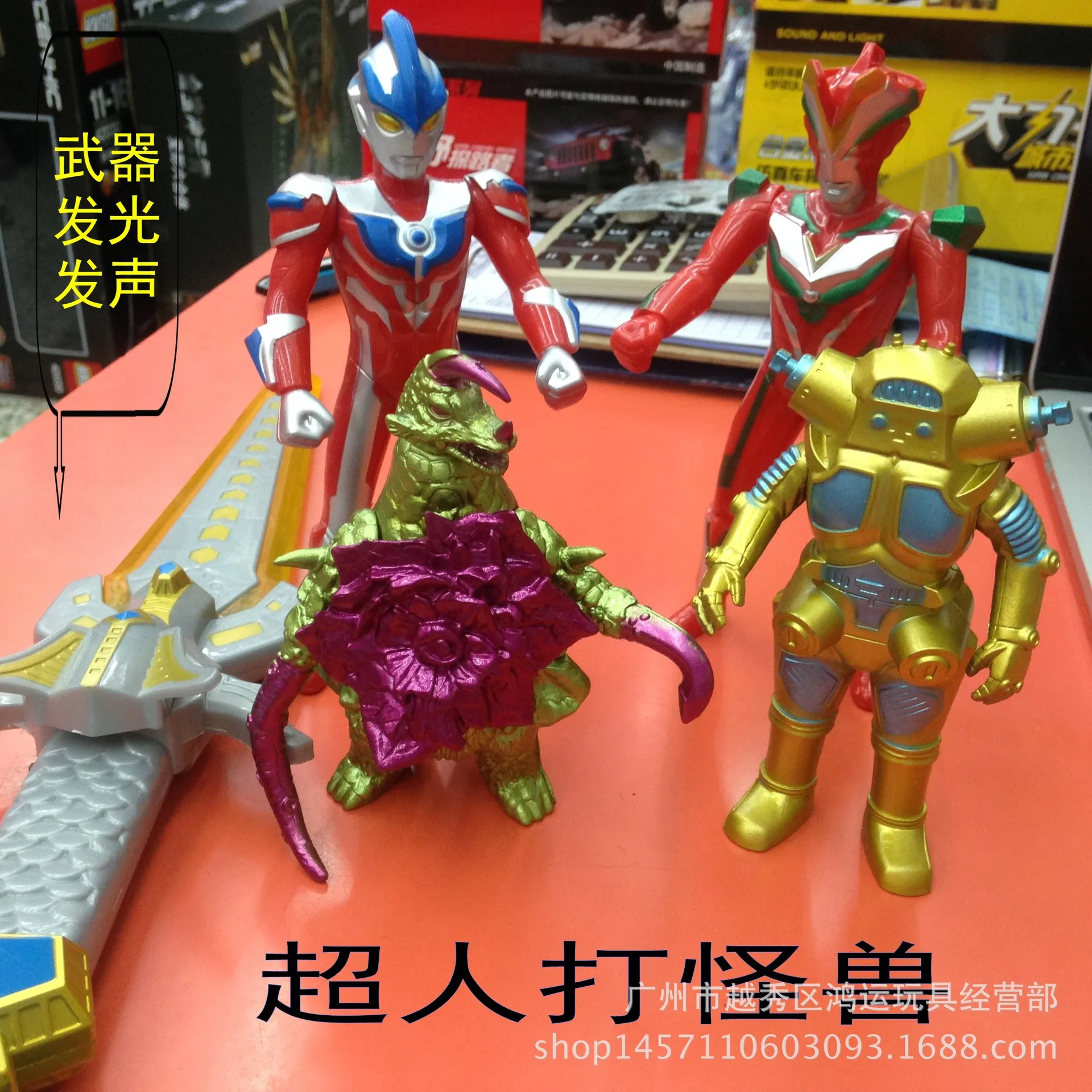 New Style Superman Hero War Monster Circular Ring Cassette