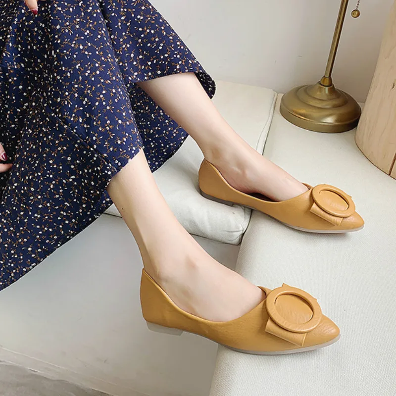 

2020 Spring Flat Bottom Square Head Single Shoes Women Shallow Mouth Button Heel Bean Work Black Ballerinas Square U19-56