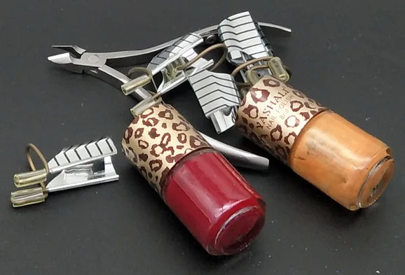 Amazing New Nail Glitter Powder Nail Polish Dot Pen DIY Nail Kit Nail Stamps Scrapers Nail 4