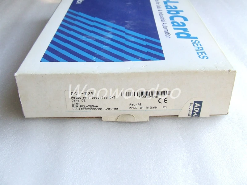 Новое в коробке PCL-725 REV. A2 реле и изолированная D/I карта