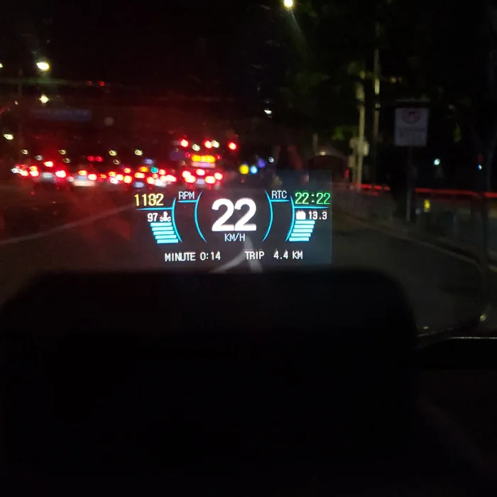 Цифровые спидометры Hud Дисплей большой экран с одометром превышения скорости M8617