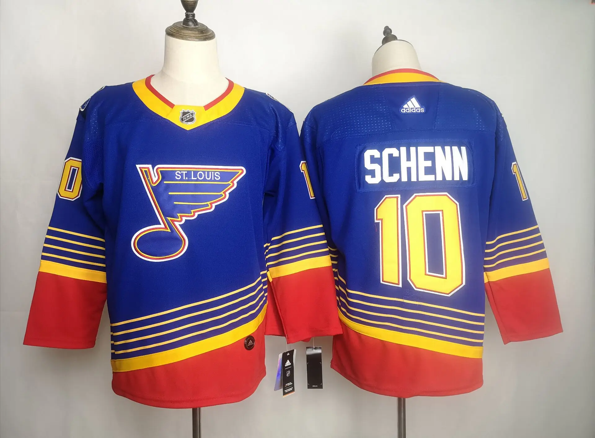 Сшитые свитера «Св. Луи»#91 «Vladimir Tarasenko»#50 Binnington#90 Ryan o' reilly#27 Alex pietrangero#10 Schenn