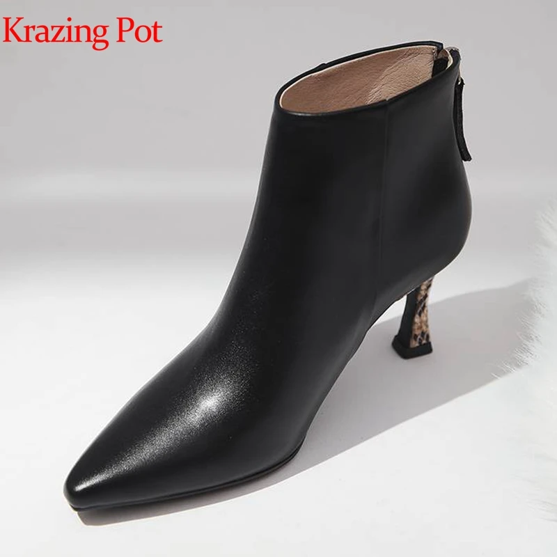 pointed heeled chelsea boots