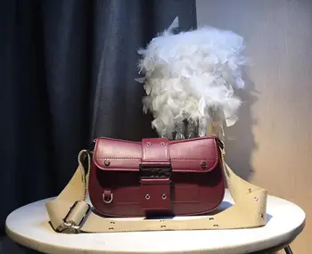 

European and American fashion rivet shoulder bag messenger bag 2020 new style wild texture underarm bag baguette bag
