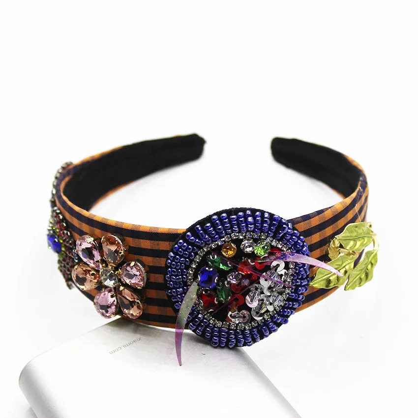 

Baroque Beaded Headband Korean Style Women Luxury Hair Accessories Crystal Jewelry Bride Vintage Crystal Pearl Flower Hair Band