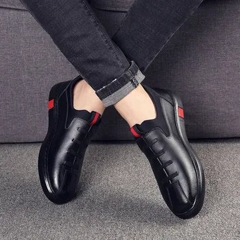 

2020 High Quality Men Shoes Soft Moccasins Loafers Fashion Brand Men Flats Comfy Driving Casual Shoes Chaussure Homme Y2-01