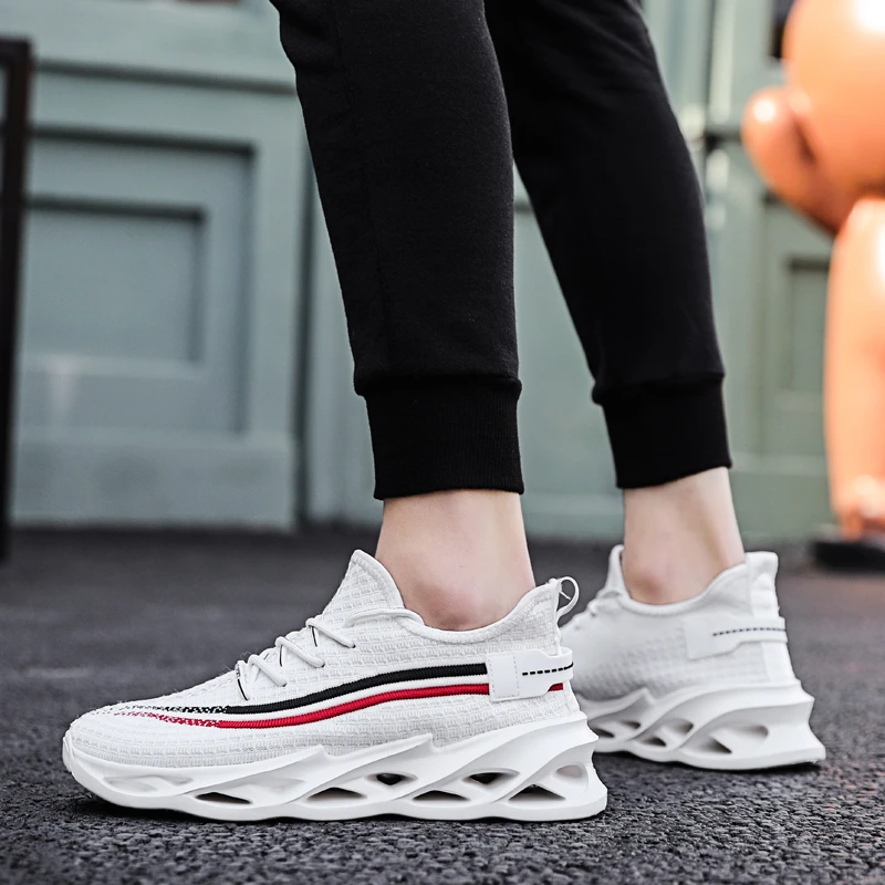 size mens trainers sale