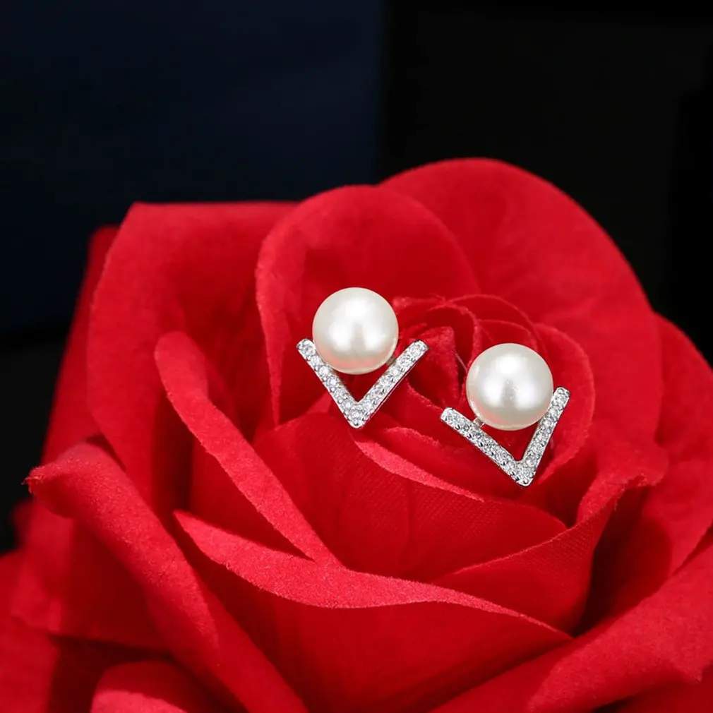 Triangle V-shaped Diamond Pearl Earrings Wedding Simple For Women Small Earring Jewelry Gift Hot Sales | Украшения и аксессуары