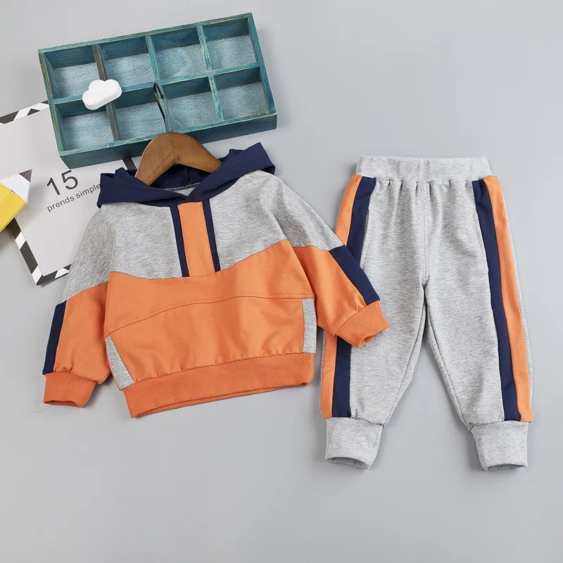Новая осенне-весенняя одежда для мальчиков и девочек комплекты для малышей Повседневный хлопковый спортивный костюм с капюшоном и длинными рукавами топ+ штаны комплекты для мальчиков из 2 предметов
