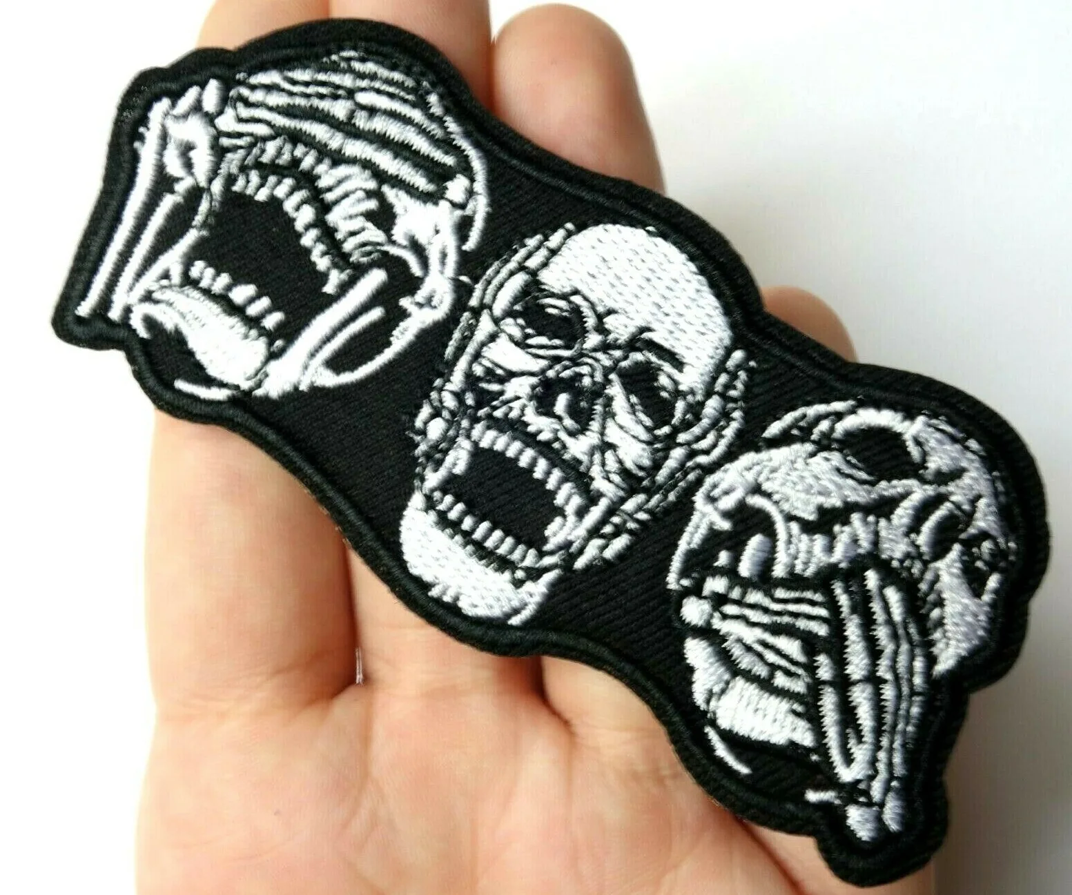 

Hot! Skull See No Evil Hear No Evil Speak No Evil Patch Iron-On Patch Applique, Biker (≈ 9.5-4.5 cm )