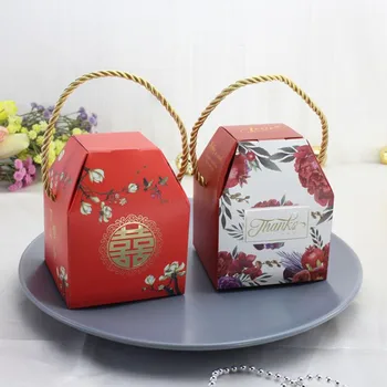 

2019 10pcs Wedding candy box creative large Paper Favor Bag Cupcake Boxes wedding Packing Boxes Gift Box with handle package box