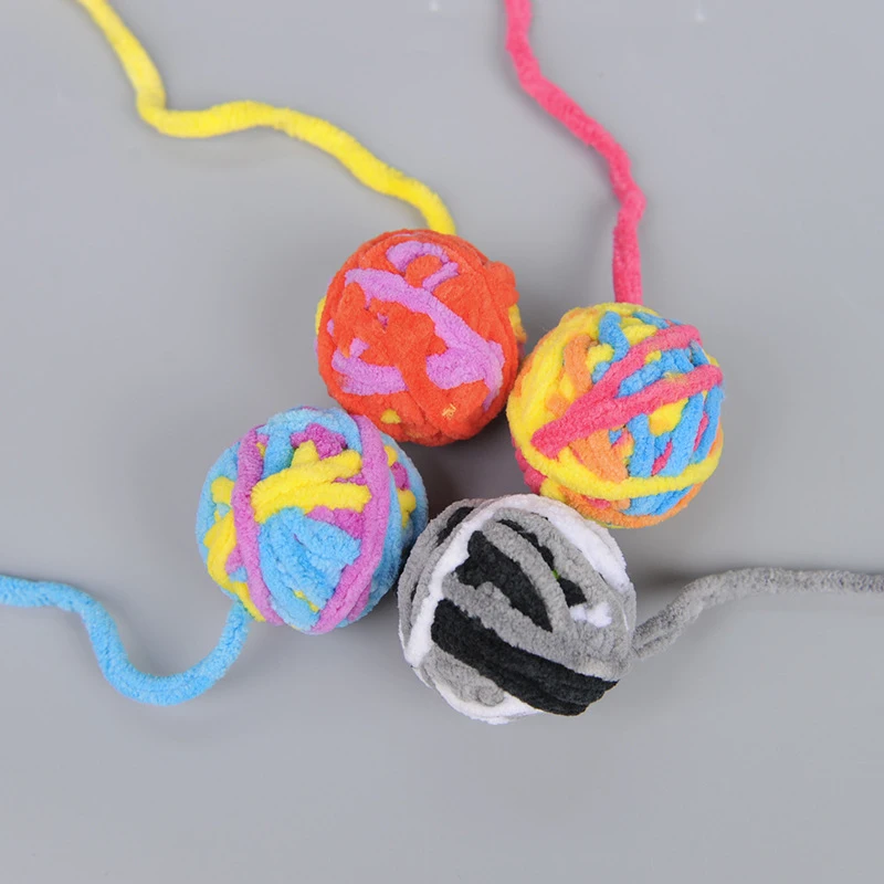 Cat Bell Toy Ball Molar Gnaw Toy Wool Tail Ball Uncomfortable Interactive Toy Wool Bell Ball Pet Toy