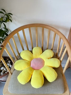 Yellow Daisy Flower Pillow