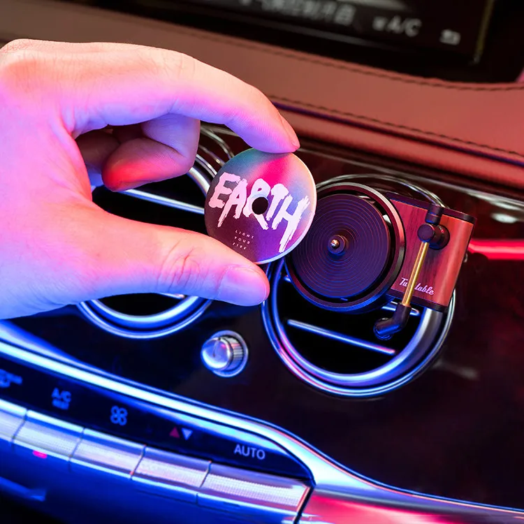 Фонограф автомобильный парфюм CD авто аксессуары Радио украшения для автомобиля аромат Coche Colgante украшение